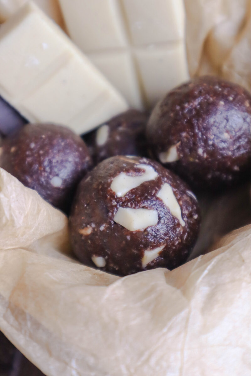 No Bake Triple Chocolate Energy Bites