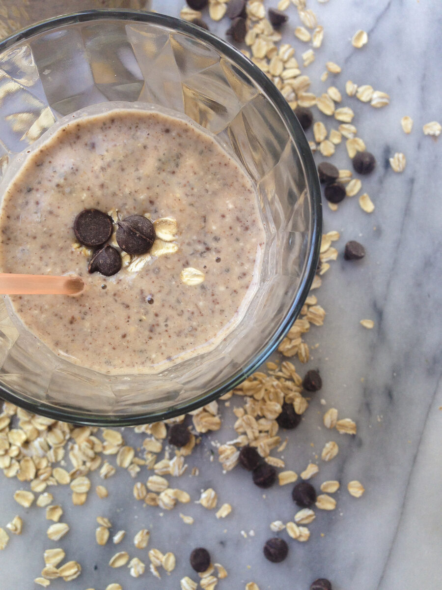 Healthy Vegan Cookie Dough Smoothie