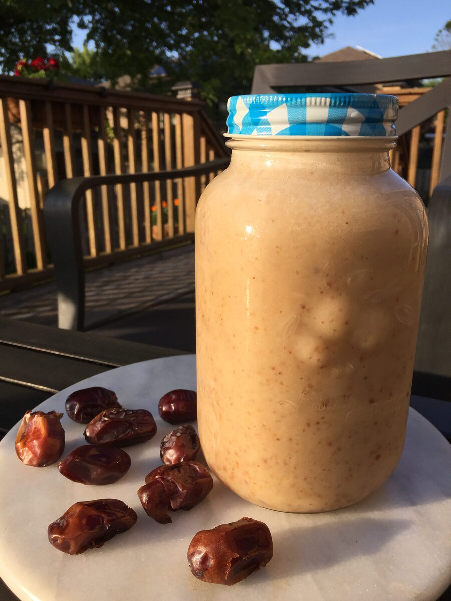 Raw Vegan Salted Date Caramel Smoothie Recipe