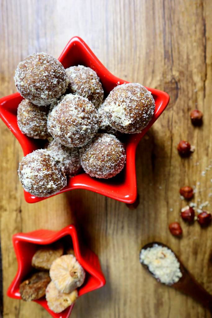 Toasted Fig Hazelnut Balls