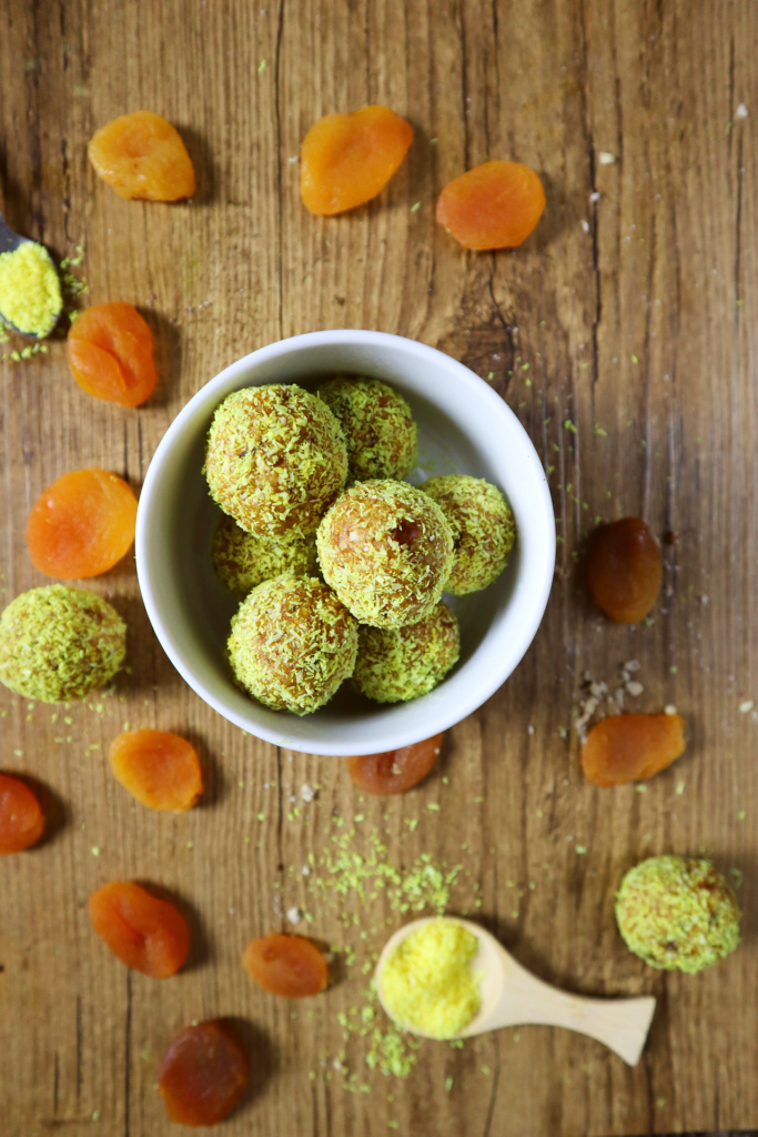 Turmeric Apricot Bites