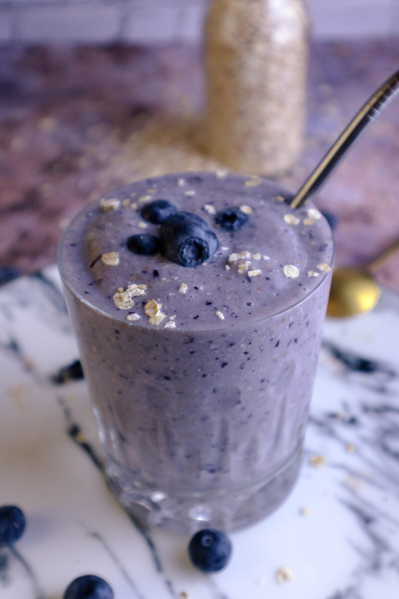 How To Make A Blueberry Banana Smoothie (Without Yogurt)