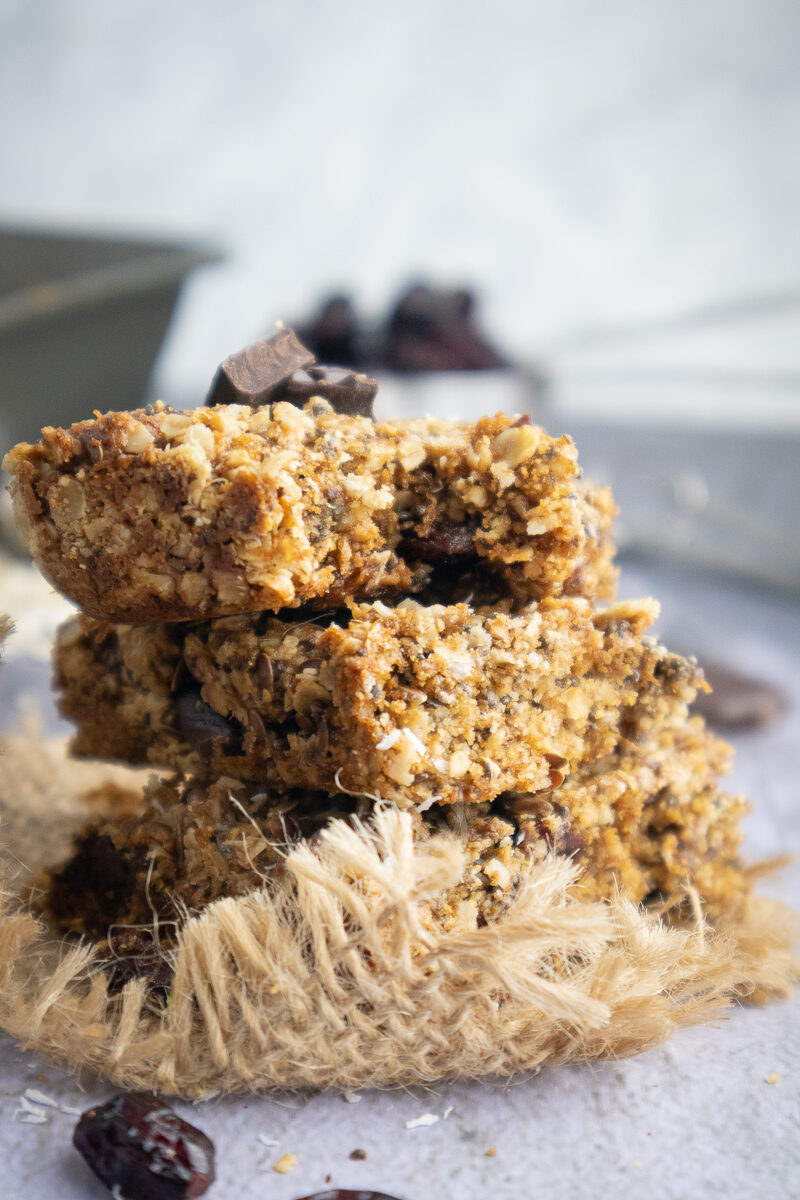 Easy British Oat & Seed Flapjacks Recipe (Thick & Chewy)