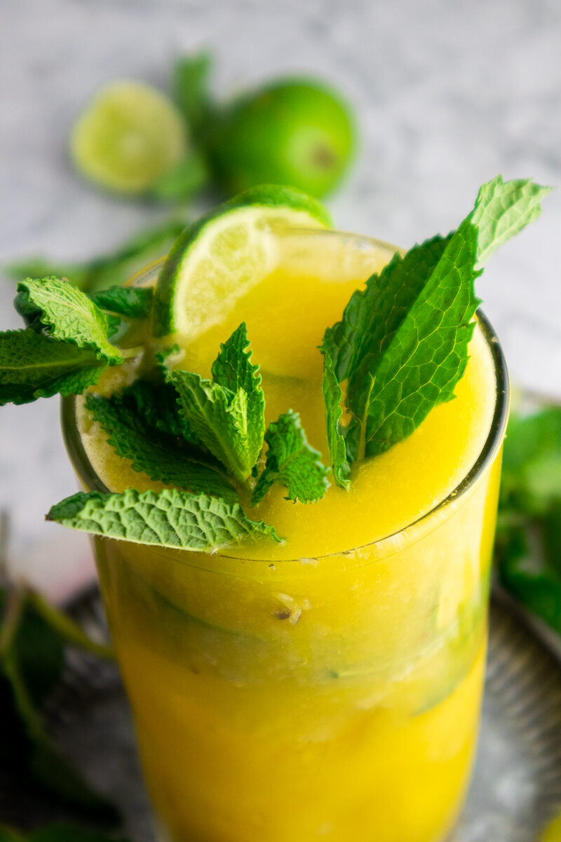 Fresh Mango Mojito Recipe (Non-Alcoholic)