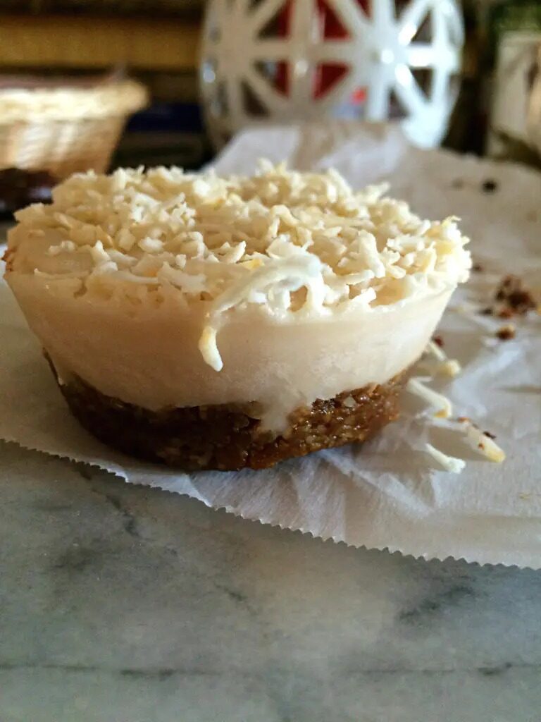 No Bake Coconut Cream Pie Cups Recipe (Vegan)